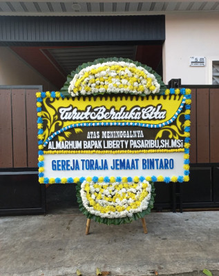 Papan Bunga Duka di Tong Marimbun